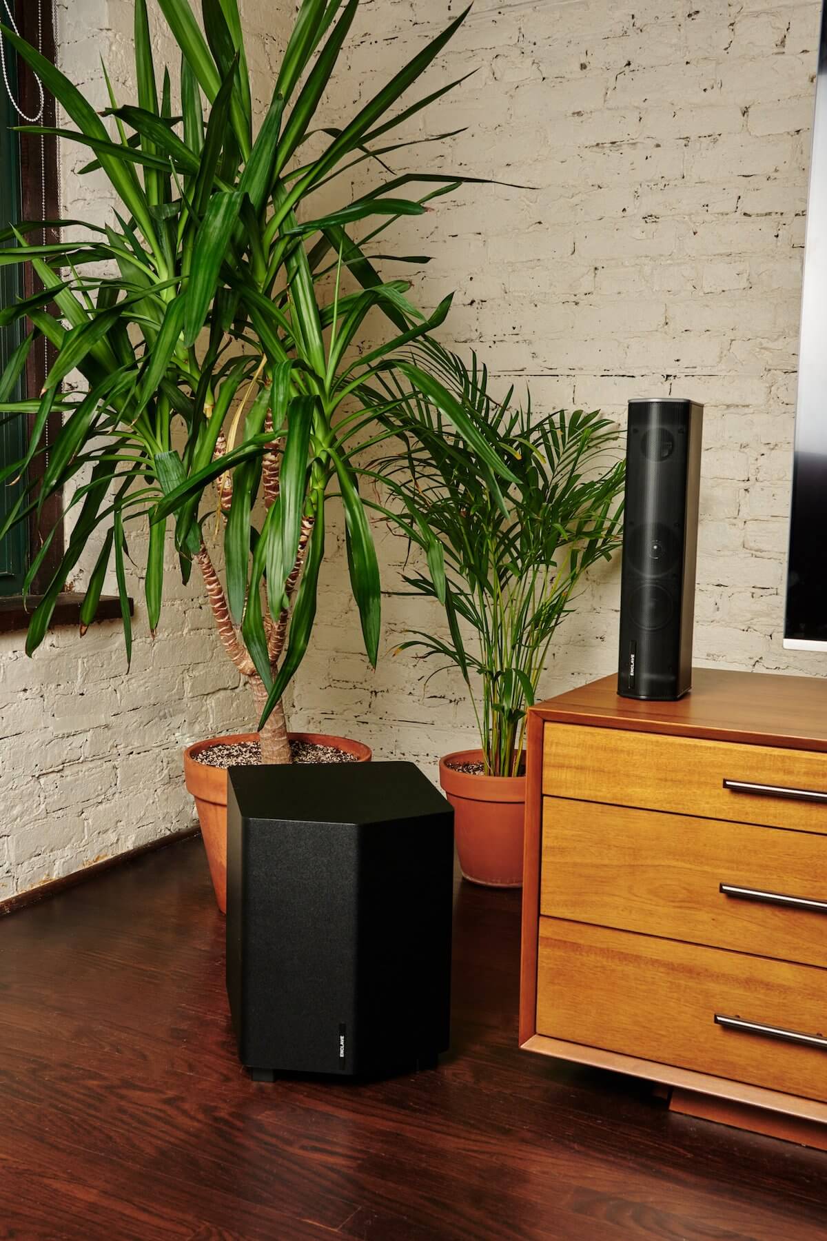 Double the Heart-Pounding Excitement - Additional 8" Subwoofer